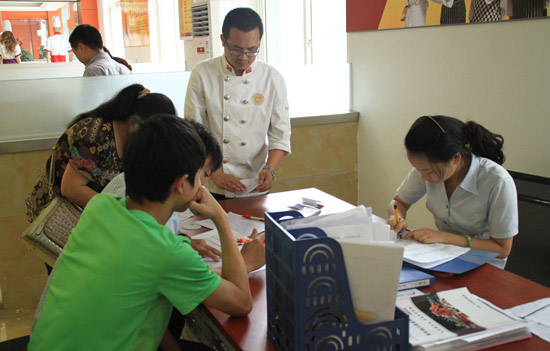 珠海新东方烹饪职业培训学校怎么报名